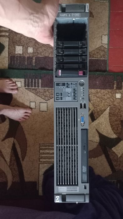 Продам робочий сервер