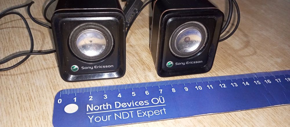 Портативні колонки для телефону SonyEricsson, робочий стан