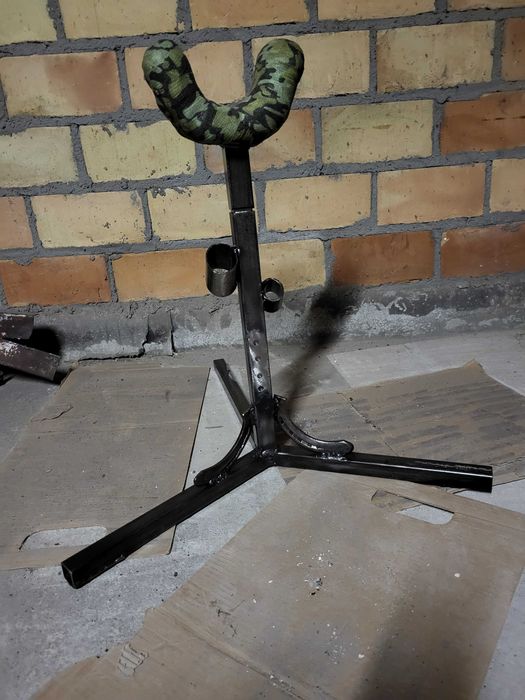 Kozioł do podkuwania i werkowania kopyt koni ręcznie robiony