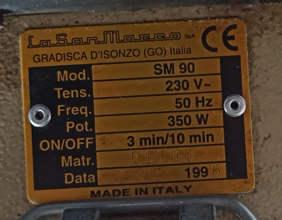 Moinho de café antigo