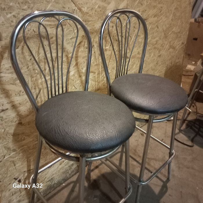 Стуло барное б/у продам