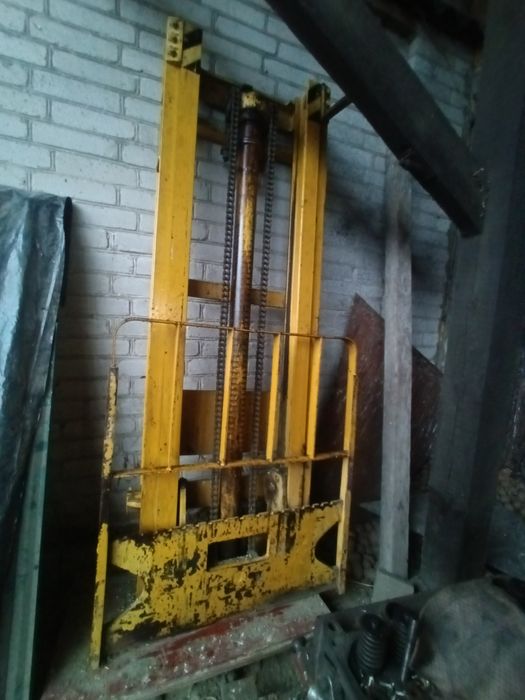 Продам машт навантажувача  балканкар стан нового висота підйому 3.5м