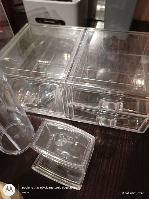 Zestaw organizerów kosmetycznych