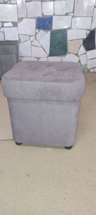 Нова банкетка з відкритим верхом