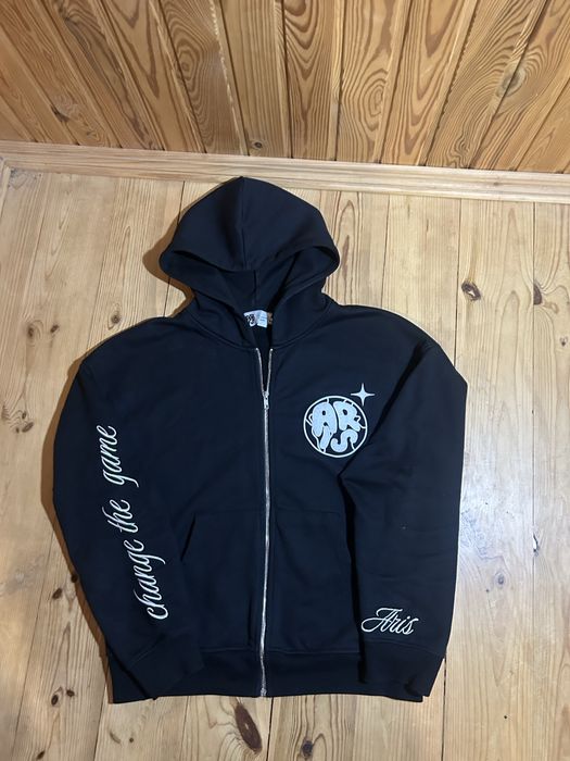 Зіпка ARIS aris2wrld