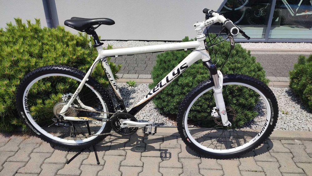 Rower górski MTB Kellys Magnus rama 21.5 RockShox Air Deore hydraulika
