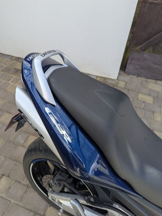 Сузукі gsr 600 Свіжий