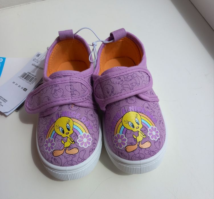 Кросівки, кеди, мокасини