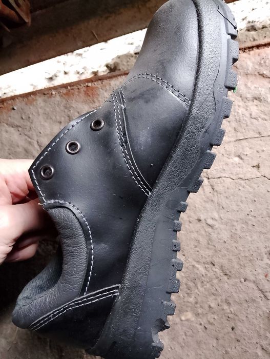 Buty robocze. Bardzo ładne