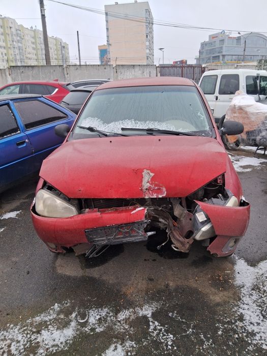 Ваз 21118 калина розбирається по запчастинах