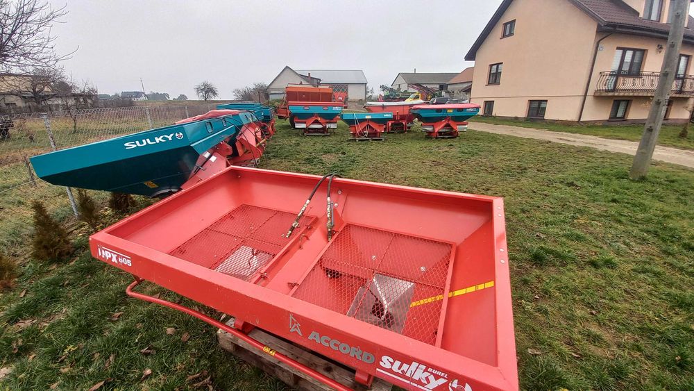 Rozsiewacz nawozów SULKY Kuhn  Kverneland Amazone