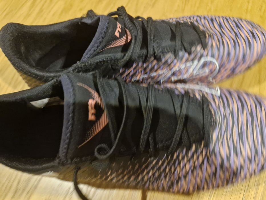 Buty do piłki noznej