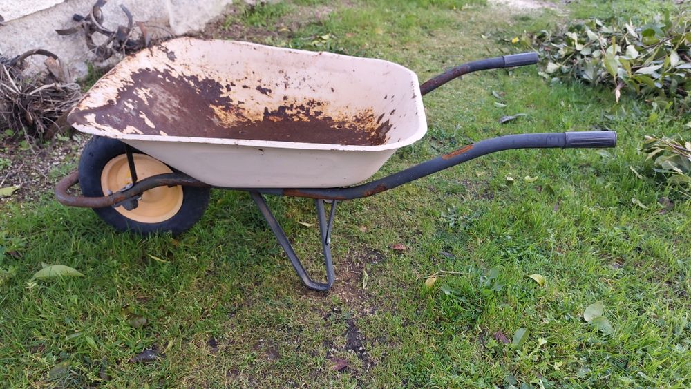 Carrinho de mão para jardim