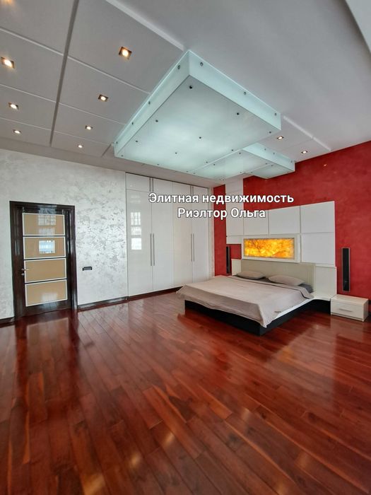 4-х спальн. ЖК "Корона Новой Аркадии /ул. Генуэзская/ Свет есть всегда