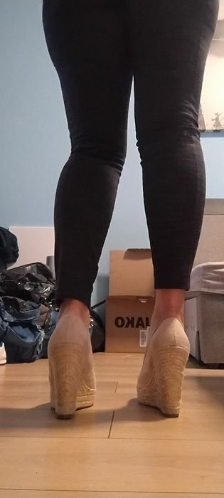Buty na platformie 37