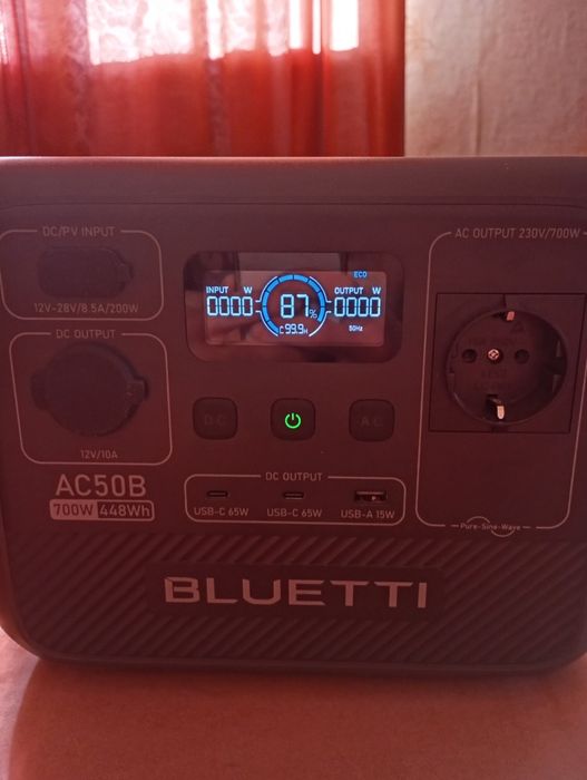 Зарядна станція Bluetti AC50B, 700 Вт, 448 Вт-год, LiFePO4