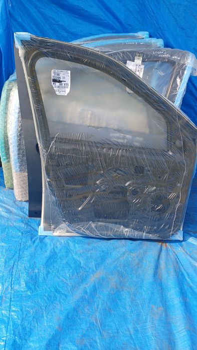 Drzwi przednie lewe dacia logan LARGUS  nowe oryginalne