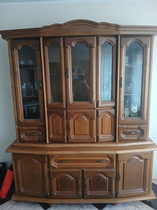 Kredens dębowy z nadstawką