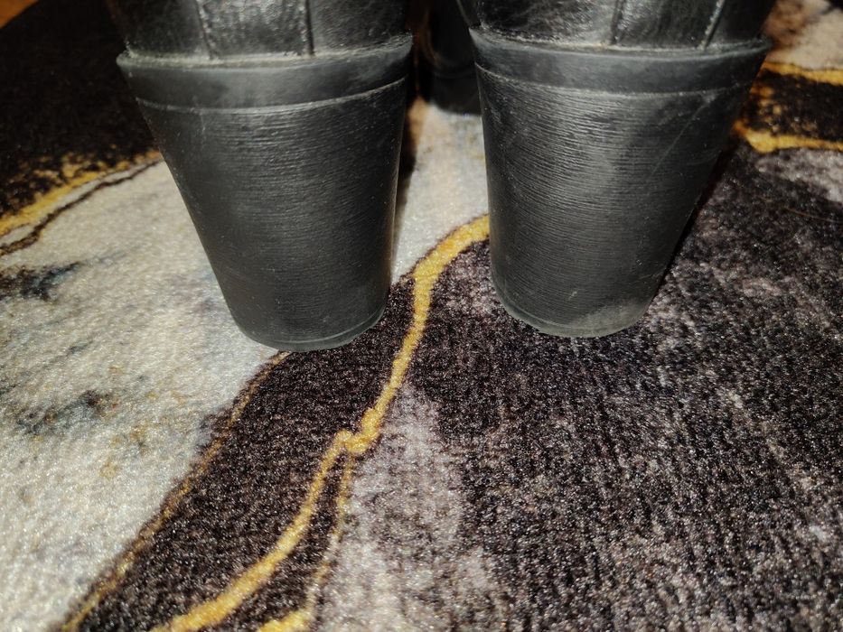 Buty jesienno-zimowe na obcasie