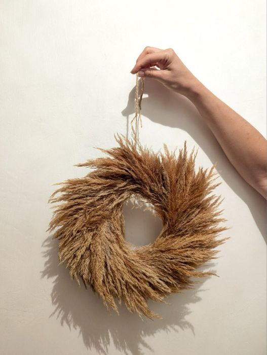 Вінок з пампасної трави