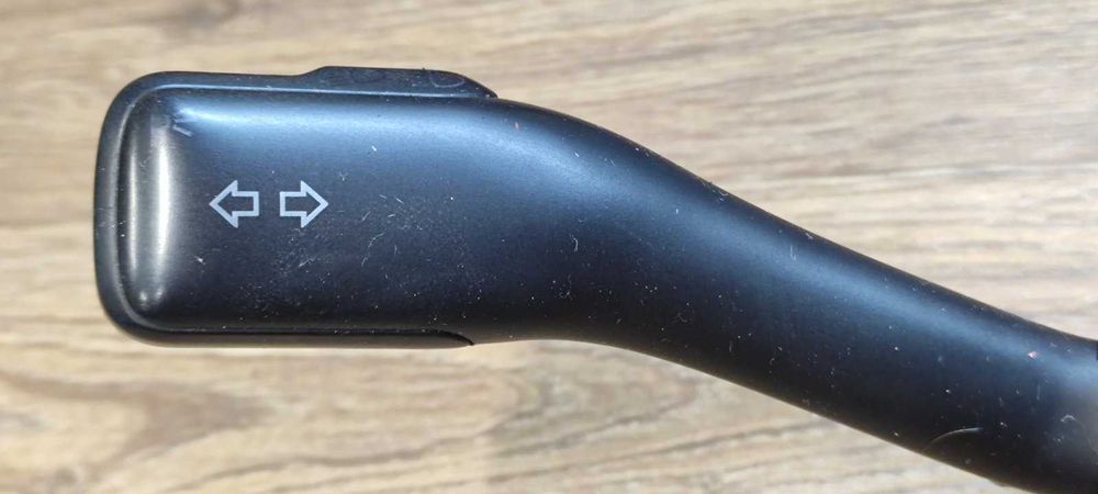 Переключатель поворотов и дворников Skoda Fabia 1999-2008 года