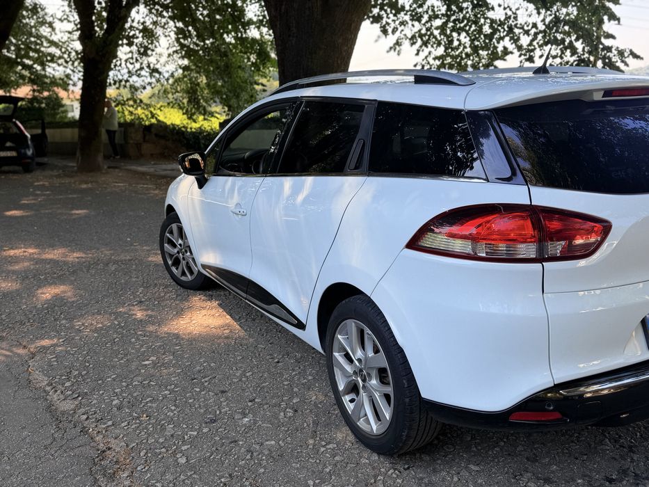 Renault clio sport tourer 1.5 dci