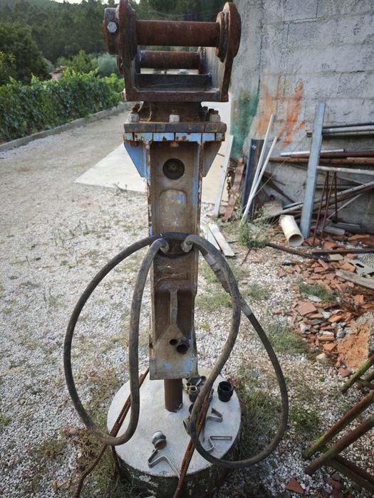 Martelo hidráulico Franz F300