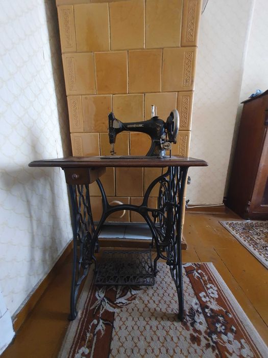 Stara maszyna do szycia Singer