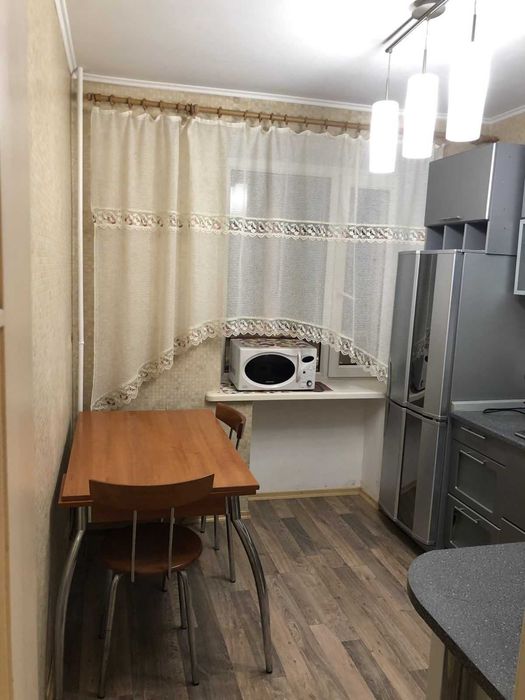 Сдам 1к квартиру на Пилипа Орлика Центр Низ Кирова