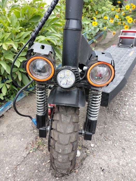Продам электросамокат KugooKirin M4 Max+