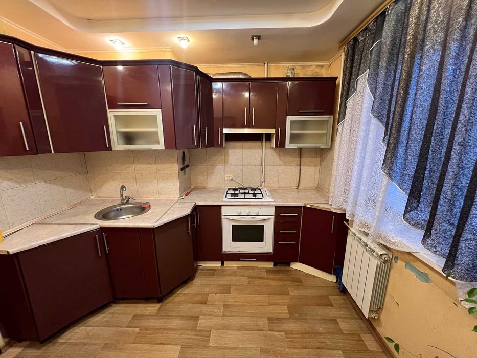 Продам 3-комнатную квартиру улучшенной планировки на 173 квартале