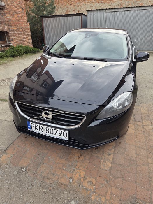 Volvo v40 D2 (23.12.2013)