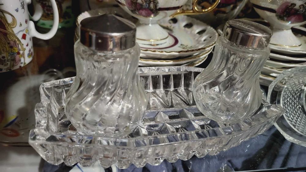 солонка и перечница