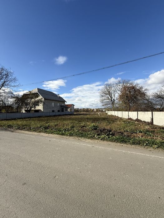 Продам ділянку 10 соток, Вовчинець, вул. Шевченка — власник