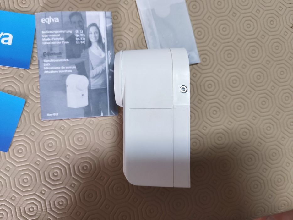 Acionador de fechadura inteligente Eqiva  Bluetooth Smart