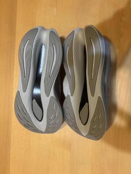 Кросівки жіночі New Balance FuelCell SuperComp Trainer Grey