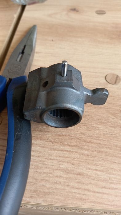 Кришка вибора передач Фіат Пунто