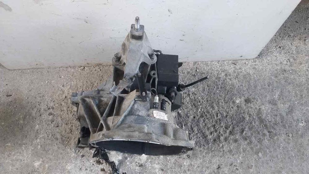 CAIXA DE VELOCIDADES FORD FOCUS BERLINA CAK REF. TXS4R7002FA