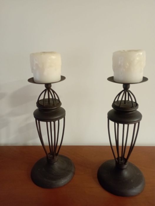 2 Castiçais para colocar velas