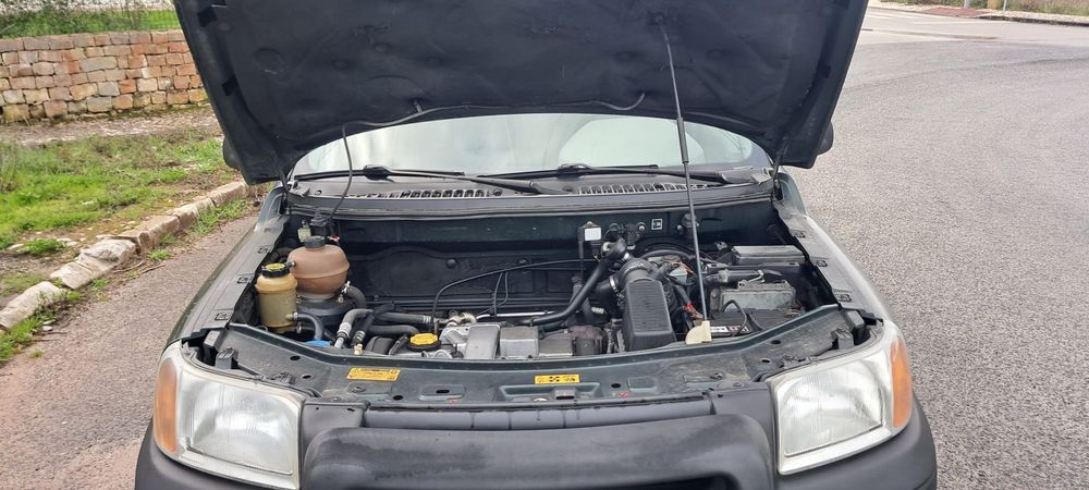 Land rover defender 2000