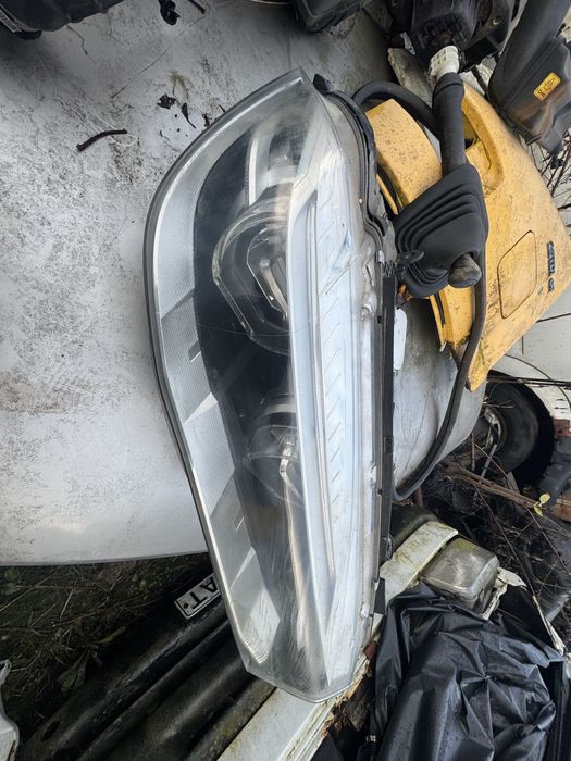 Передні Фари LED Full Adaptive до BMW X5 F15, X6 F16 (ціна за шт.)
