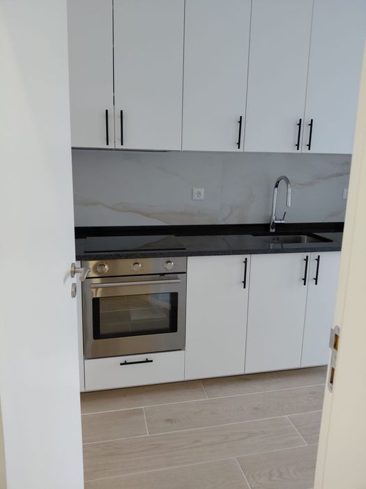 Vende-se RC T3 em Alhos Vedros com quintal