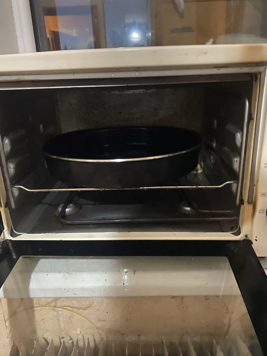 Елекрична духовка Mirta