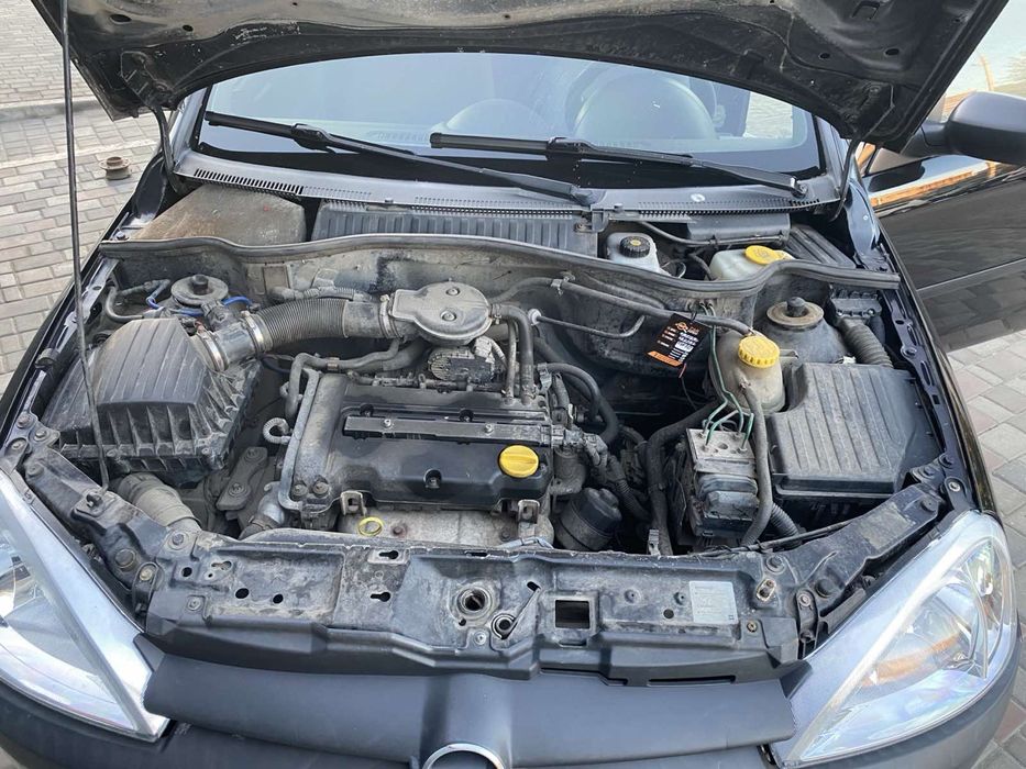 Продам Опель Корса 1,2,2001 року