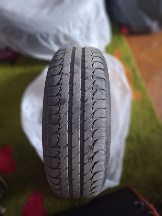 Продам літню резину Kleber 175/70 r14