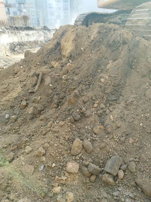 ziemia  na podniesienie  terenu