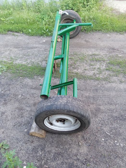 Продам лафет частичной погрузки для всех моделей авто  ширина 2 метра.