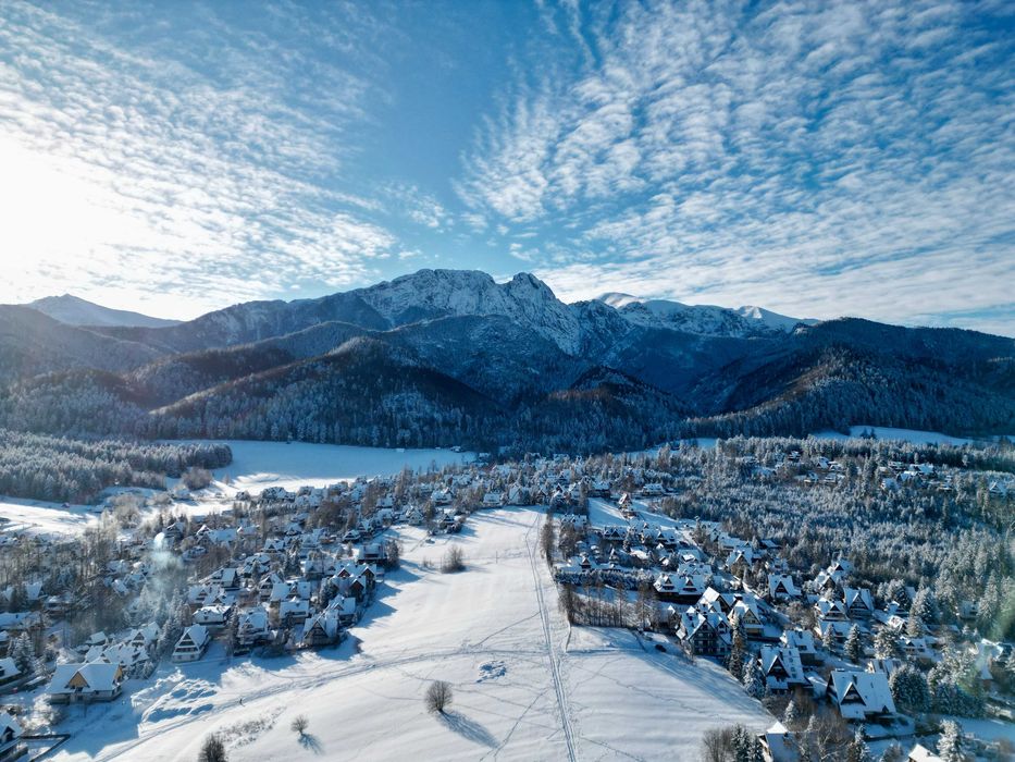 Dron-foto/film. Poznaj nieruchomości z innej perspektywy,z lotu ptaka.