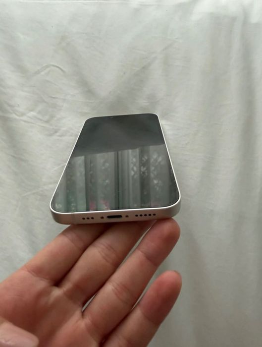 Iphone 14 luz das estrelas 128gb