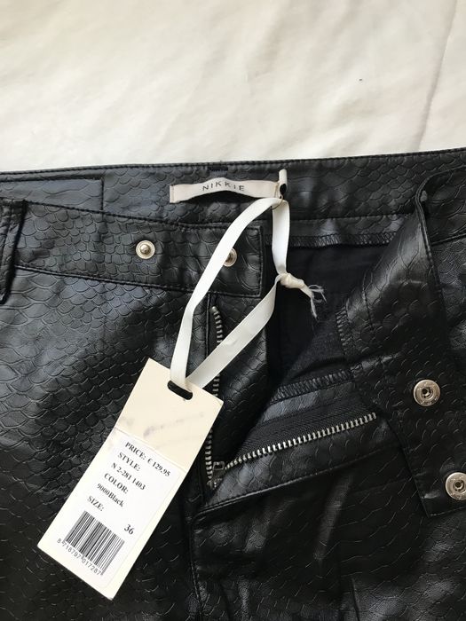 Брюки жіночі